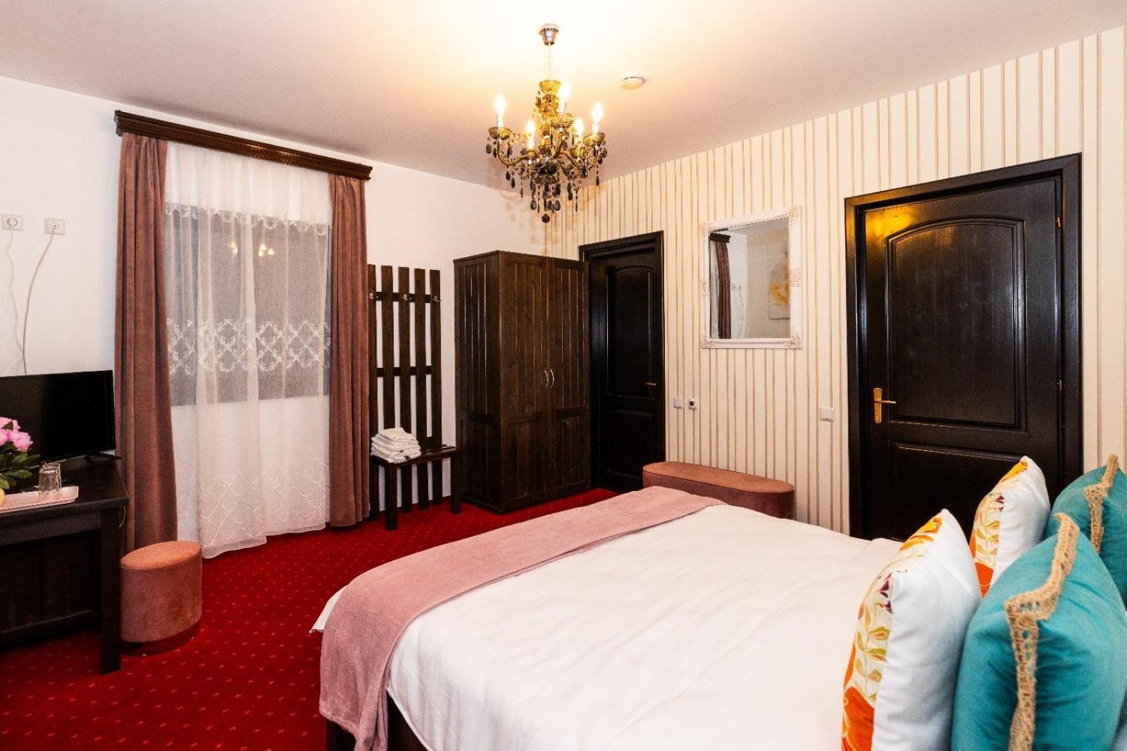 Vila Luca-Hotel Şirnea Buitenkant foto