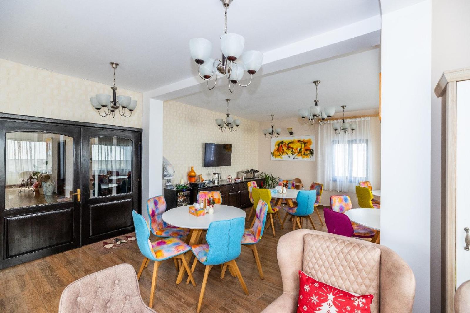 Vila Luca-Hotel Şirnea Buitenkant foto
